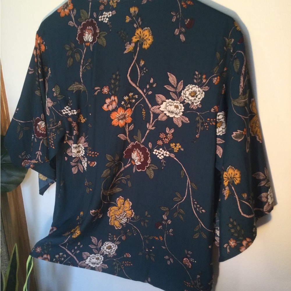 Floral Kimono Sleeve Top